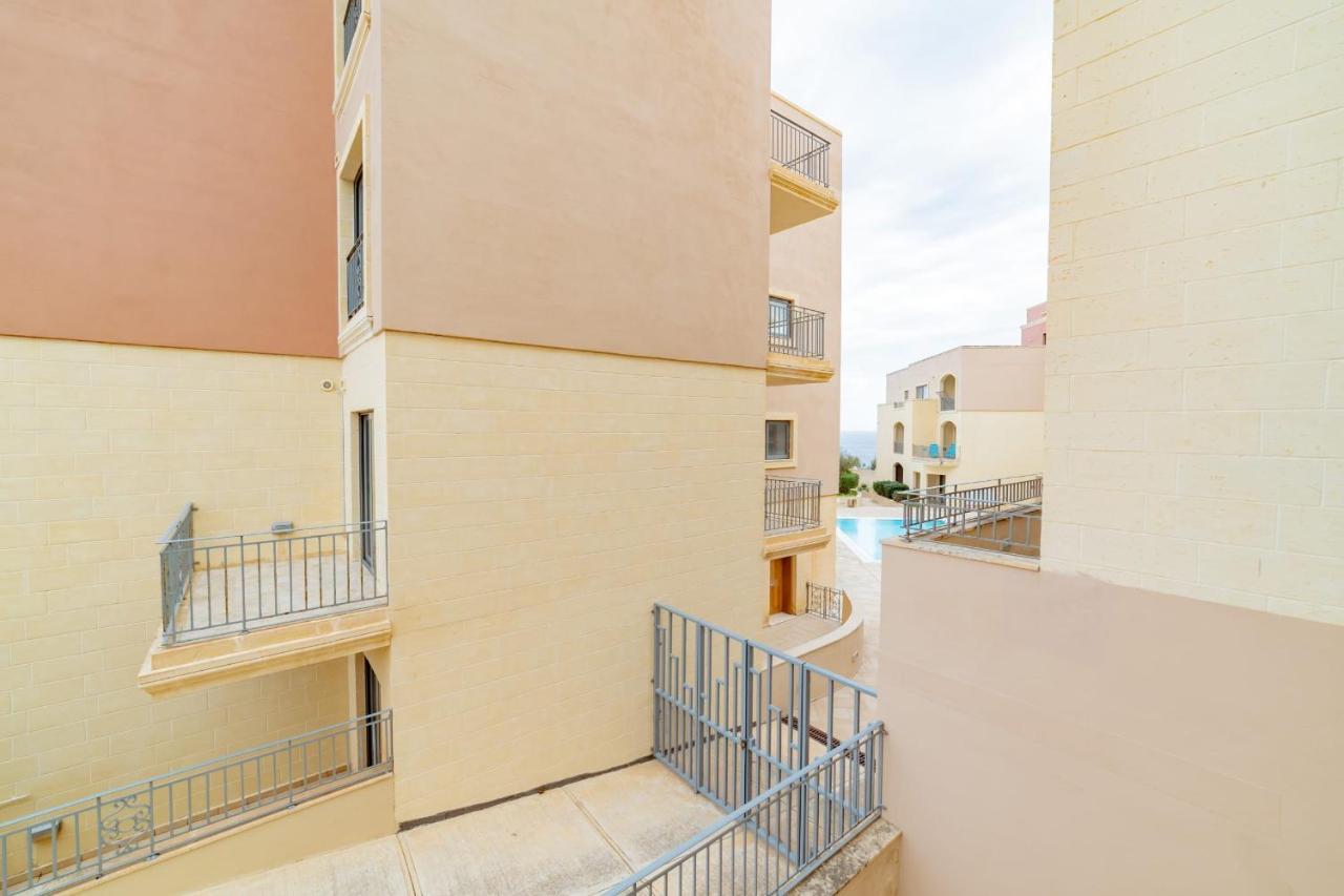 Luxury Seaview & Pool-Hosted By Sweetstay Mellieha Bagian luar foto