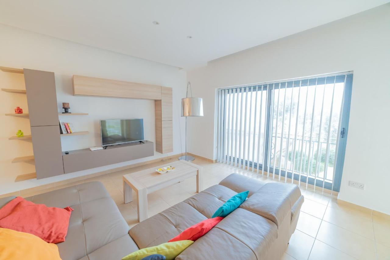 Luxury Seaview & Pool-Hosted By Sweetstay Mellieha Bagian luar foto