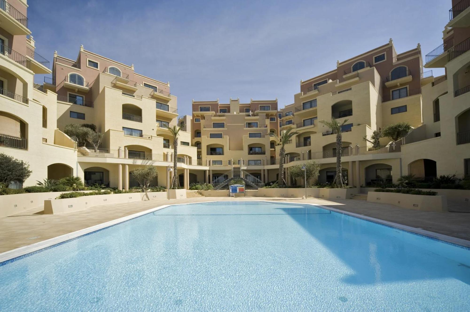 Luxury Seaview & Pool-Hosted By Sweetstay Mellieha Bagian luar foto